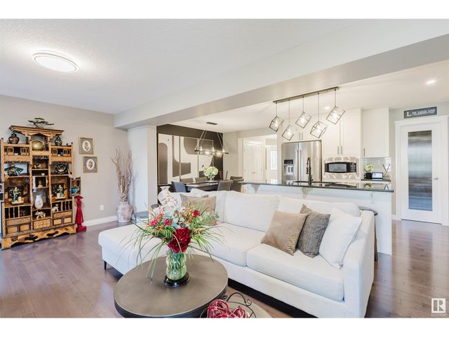 1109 176 St Sw, Home with 3 bedrooms, 3 bathrooms and 4 parking in Edmonton AB | Image 17