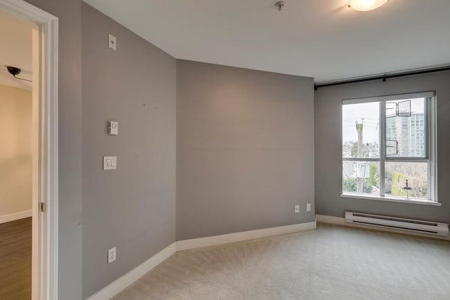 308 - 155 E 3 Rd Street, Condo with 2 bedrooms, 1 bathrooms and 1 parking in North Vancouver BC | Image 25
