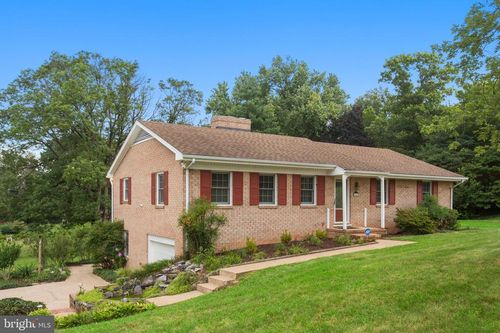 206 Belmont Dr, ROCKINGHAM, VA, 22801-4722 | Card Image