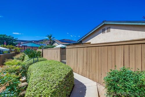 10232 Princess Sarit Way, Santee, CA, 92071-1276 | Card Image