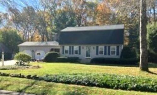 141 Barry St, Feeding Hills, MA, 01030-2716 | Card Image