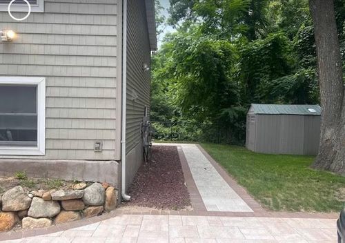 35 Woodchuck Ln, East Setauket, NY, 11733-3518 | Card Image