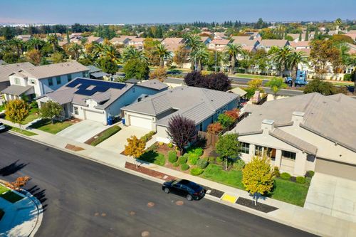 1129 Imperial Lily Drive, Patterson, CA, 95363 | Card Image