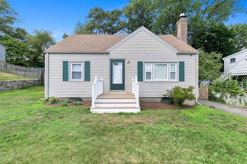 11 Herrick Street Ext, Beverly, MA, 01915-2705 | Card Image