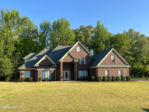 3423 Woodland Trce N, Southaven, MS, 38672-7410 | Card Image