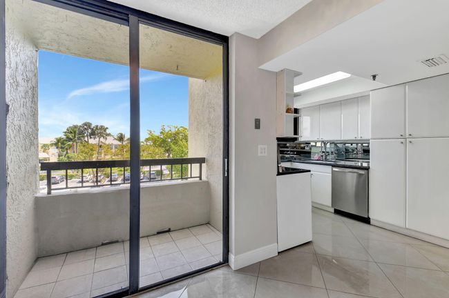 APT-302 - 6372 La Costa Dr, Condo with 3 bedrooms, 3 bathrooms and null parking in Boca Raton FL | Image 8