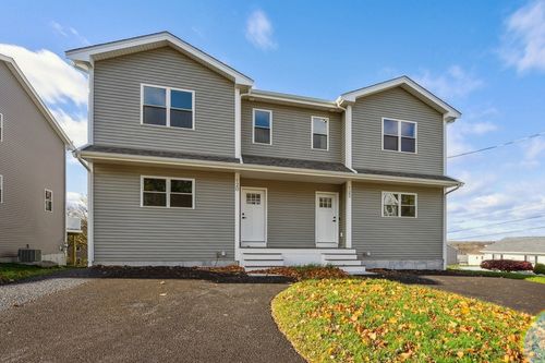 108-108 Stowe St, Fall River, MA, 02720-4046 | Card Image