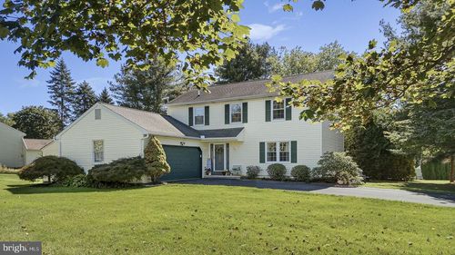 16 Bridle Ct E, GLENMOORE, PA, 19343-1121 | Card Image