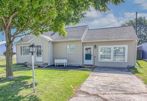 148 N Eddy, Merrill, MI, 48637-2551 | Card Image