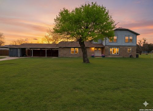 106 Adkins Rd, Refugio, TX, 78377-4504 | Card Image