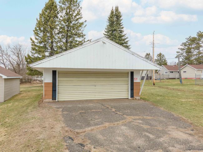 35 Oakwood Ave, House other with 3 bedrooms, 1 bathrooms and null parking in Gaastra MI | Image 5