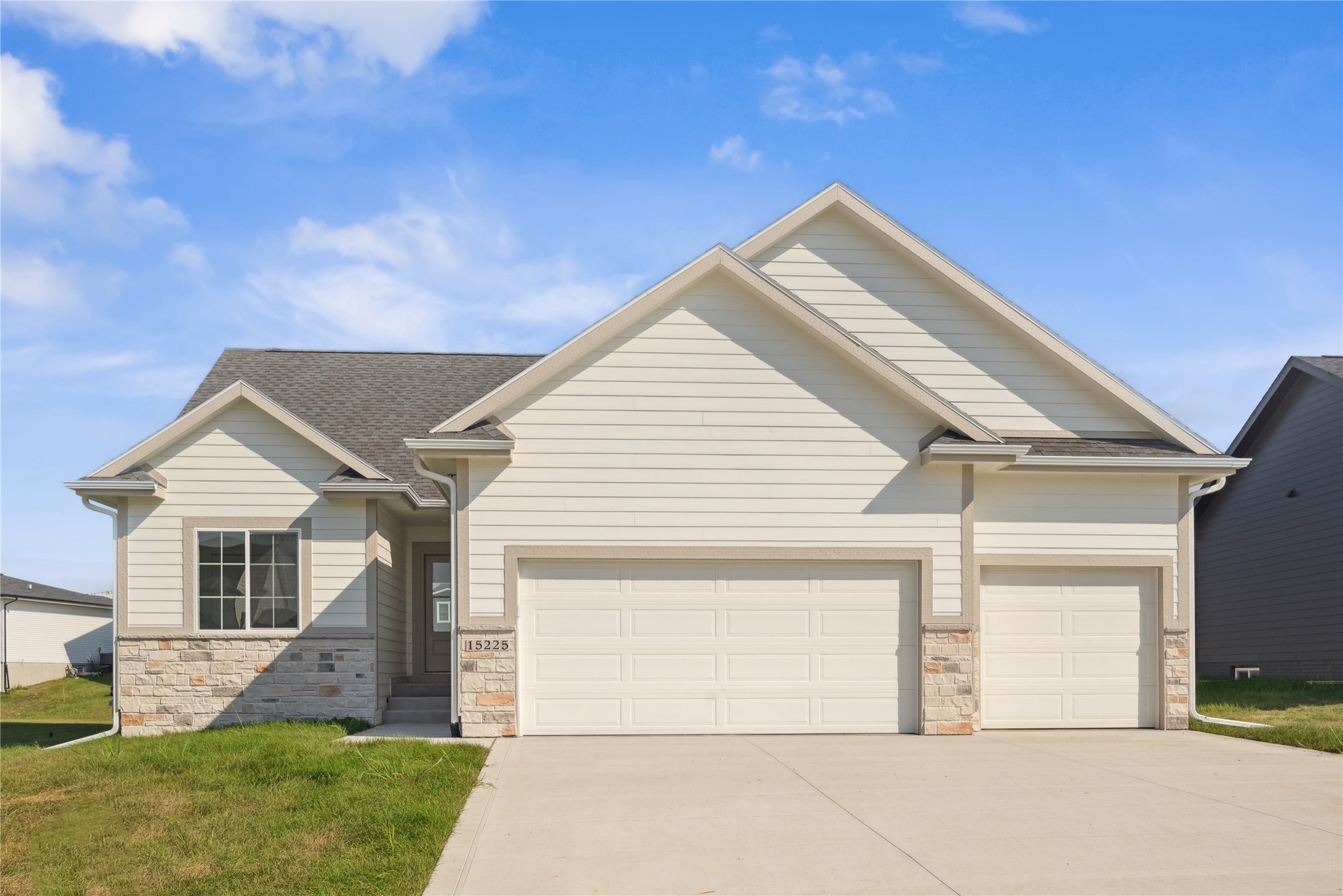 Springbrook Trl, Urbandale, IA 50323