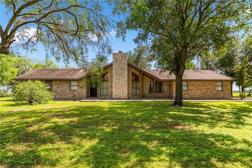 439 E Fm 1118, Kingsville, TX, 78363-2622 | Card Image