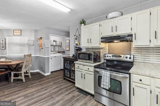 95 Joshua Ct, House other with 4 bedrooms, 3 bathrooms and null parking in Zebulon GA | Image 14