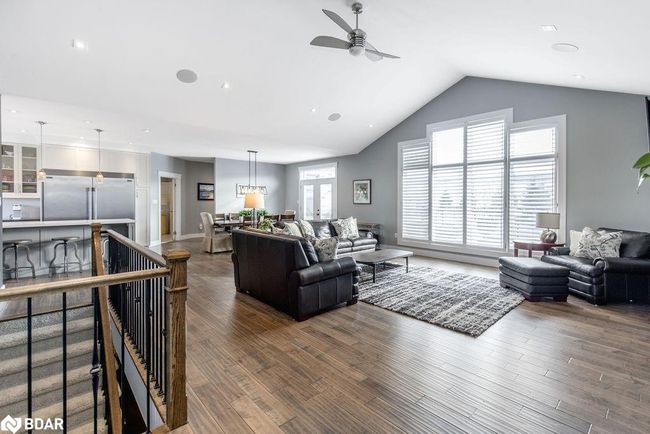 25 Mennill Drive, House other with 4 bedrooms, 4 bathrooms and 13 parking in Snow Valley ON | Image 7