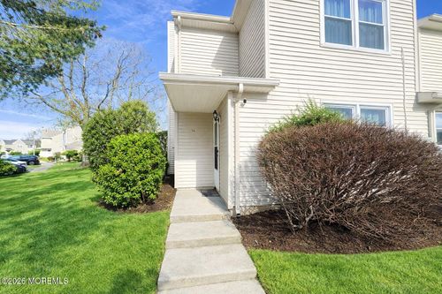 16 Pin Oak Ln, Little Egg Harbor Twp, NJ, 08087-1853 | Card Image