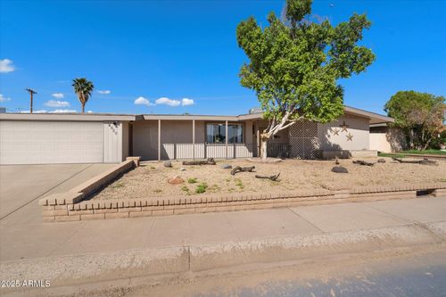 4820 N 57th Dr, Phoenix, AZ, 85031-1012 | Card Image