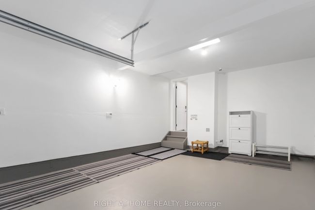 1557 Midland Ave, House attached with 4 bedrooms, 4 bathrooms and 1 parking in Scarborough ON | Image 11