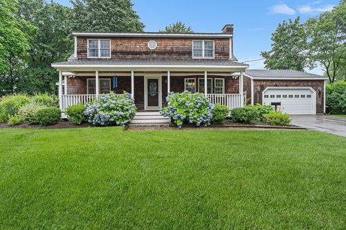 17 Buchanan Ln, Weymouth, MA, 02190-3106 | Card Image