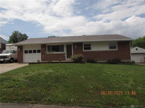 755 Spring Garden Pl, Dayton, OH, 45431-2753 | Card Image