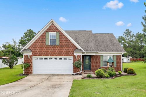 179 Drew St, Raeford, NC, 28376-6640 | Card Image