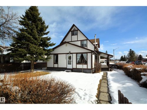 5137 6 Ave, Edson, AB, T7E1K9 | Card Image