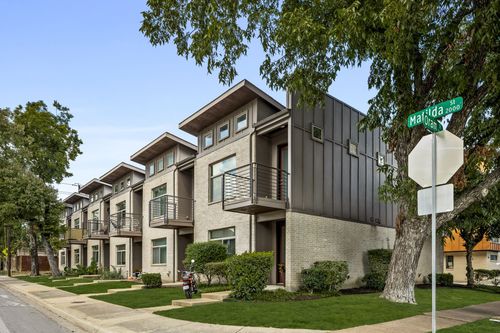 2002 Matilda St, Dallas, TX, 75206-7201 | Card Image