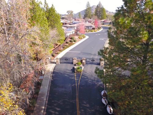 1811 Goldstone Ave, Jackson, CA, 95642-2687 | Card Image