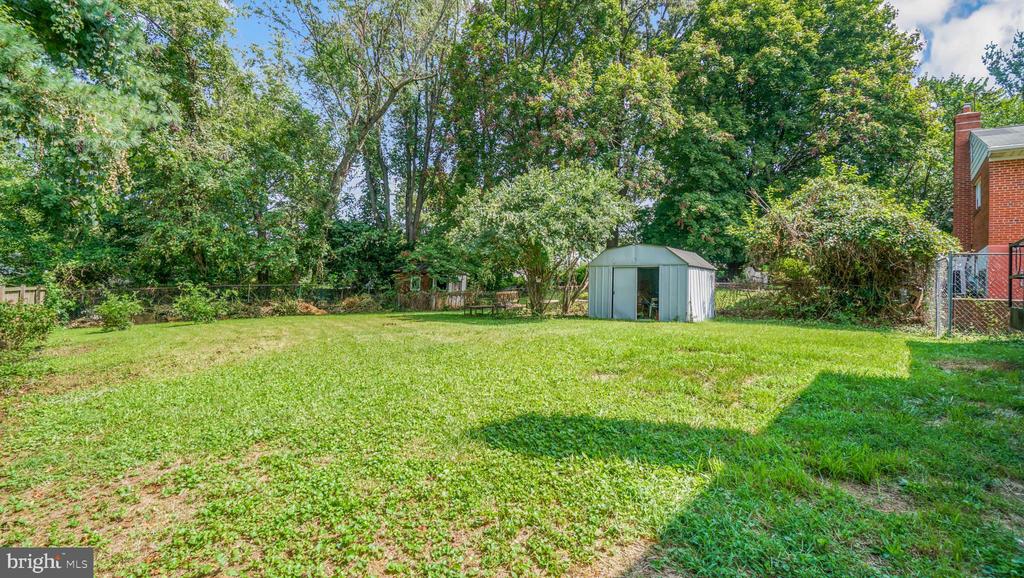 Residential Lease in ROCKVILLE 2