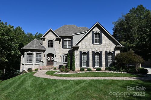 3996 Deer Run Dr Ne, Conover, NC, 28613-9486 | Card Image