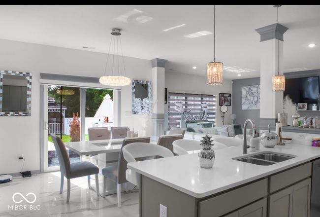 210 Lynnette Way, House other with 5 bedrooms, 3 bathrooms and null parking in Cumberland IN | Image 6