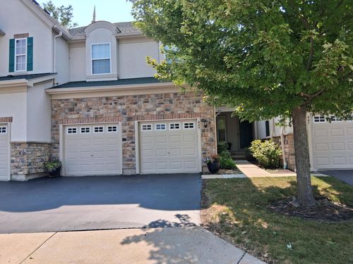 449 Bay Tree Cir, Vernon Hills, IL, 60061-1235 | Card Image