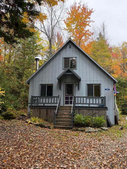 1019 Johnson Cir, Carrabassett Valley, ME, 04947-5105 | Card Image