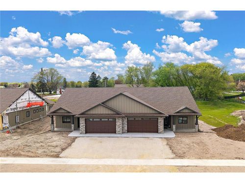 1060 Legend Lane, RIVER FALLS, WI, 54022 | Card Image