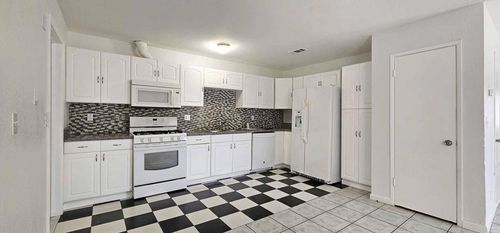 apt-b-68780 Arrowhead Rd, Cathedral City, CA, 92234-4688 | Card Image