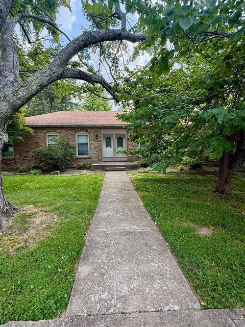 3342 Pepperhill Rd, Lexington, KY, 40502 | Card Image