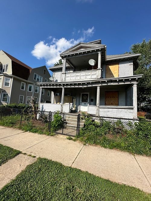 49 Maynard St, Springfield, MA, 01109 | Card Image