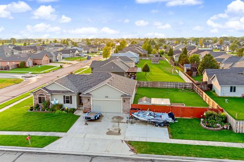 2872 Melanie Ln, Salina, KS, 67401-7706 | Card Image