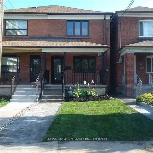 main-3 Lanark Ave, York, ON, M6C2B2 | Card Image