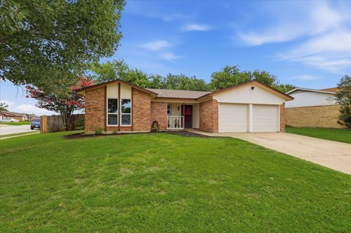 6028 Marigold Dr, Watauga, TX, 76148-3635 | Card Image