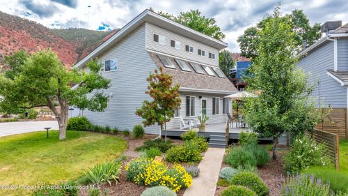 3702 Mountain Dr, Glenwood Springs, CO, 81601-4587 | Card Image