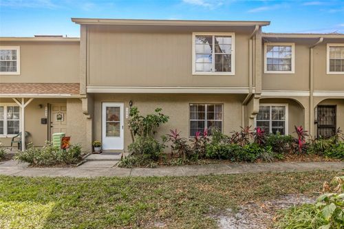 7604 El Paseo Court, TAMPA, FL, 33615 | Card Image