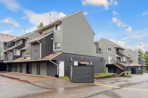 113-34 Glamis Green Sw, Calgary, AB, T3E6V1 | Card Image