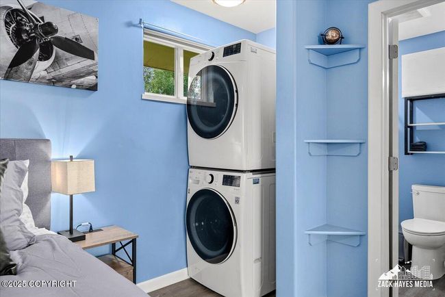 Unit 5 laundry | Image 57