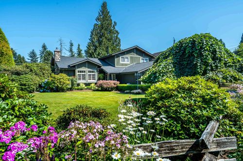 4226 199a St, Langley, BC, V3A4V6 | Card Image