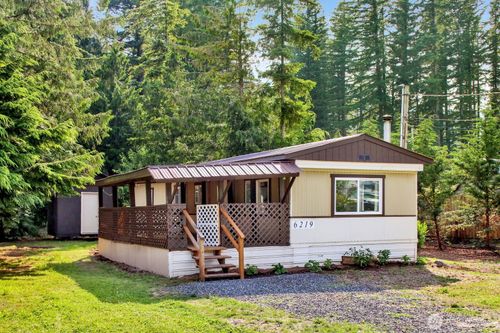 6219 Shamrock Rd, Maple Falls, WA, 98266-8226 | Card Image