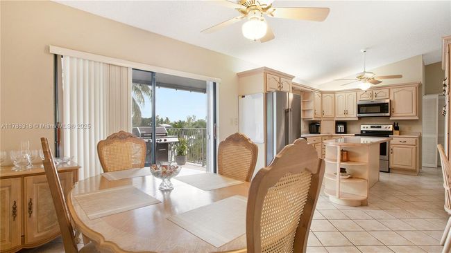 7914 Sw 199 Th Ter, House other with 4 bedrooms, 3 bathrooms and null parking in Cutler Bay FL | Image 16