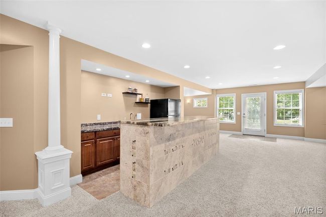 Wet Bar | Image 38