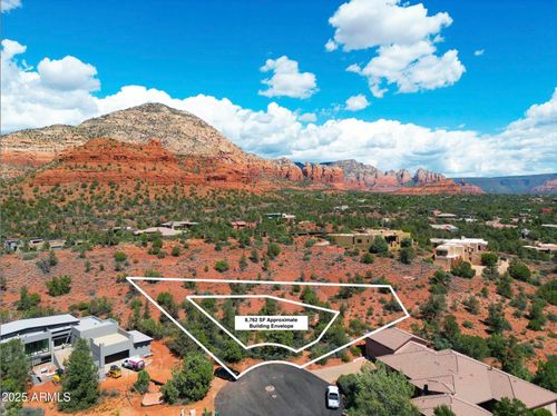 121-20 N Roan Ct, Sedona, AZ, 86336-3707 | Card Image