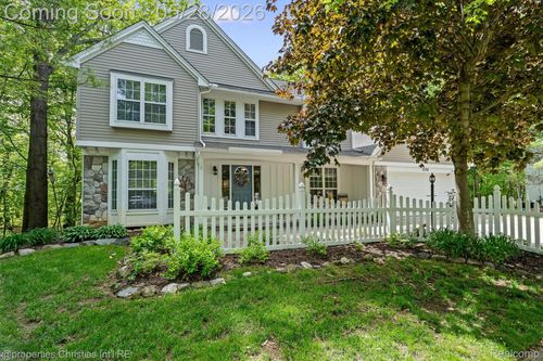 4709 Greenview Ct, Commerce Township, MI, 48382-1563 | Card Image